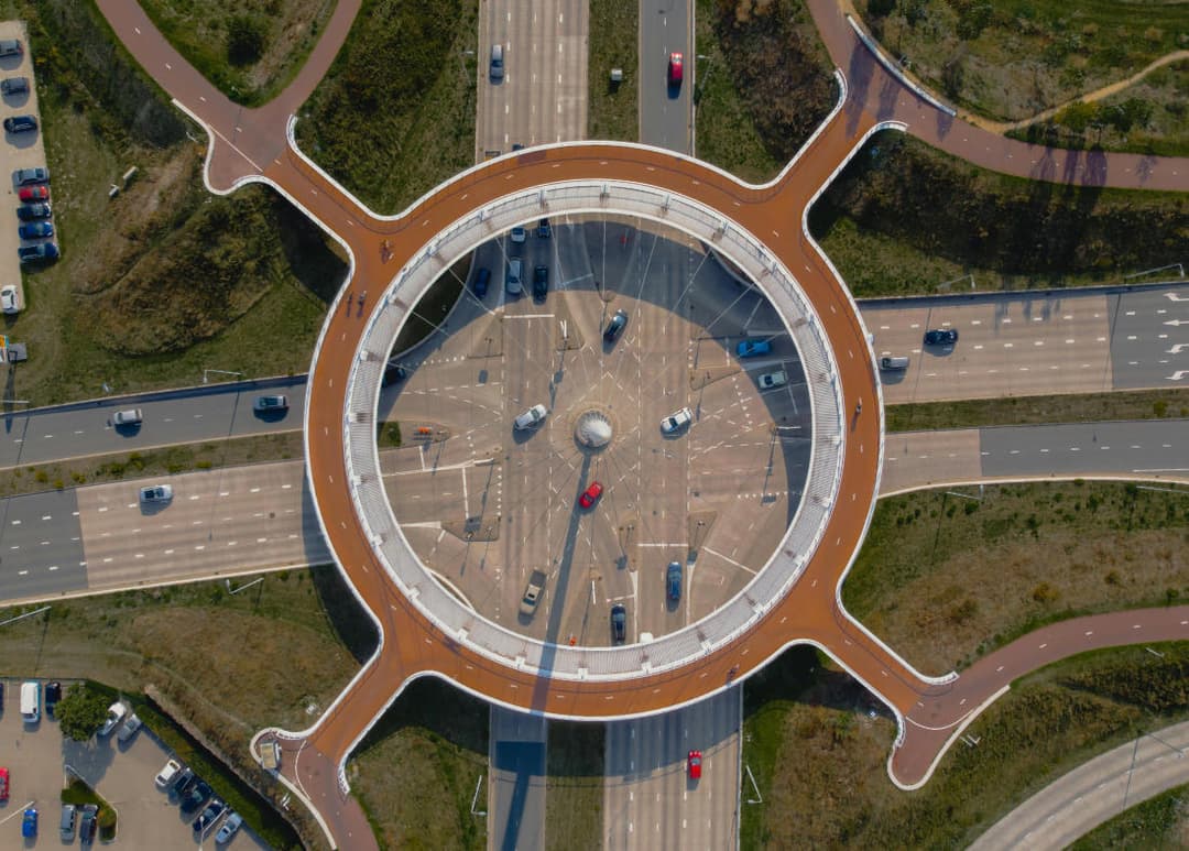 Foto Klein bureau met persoonlijke aanpak.